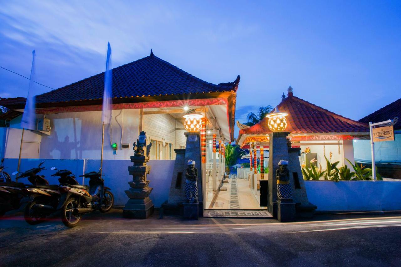 The Waterfront Beach House Lembongan Exterior photo