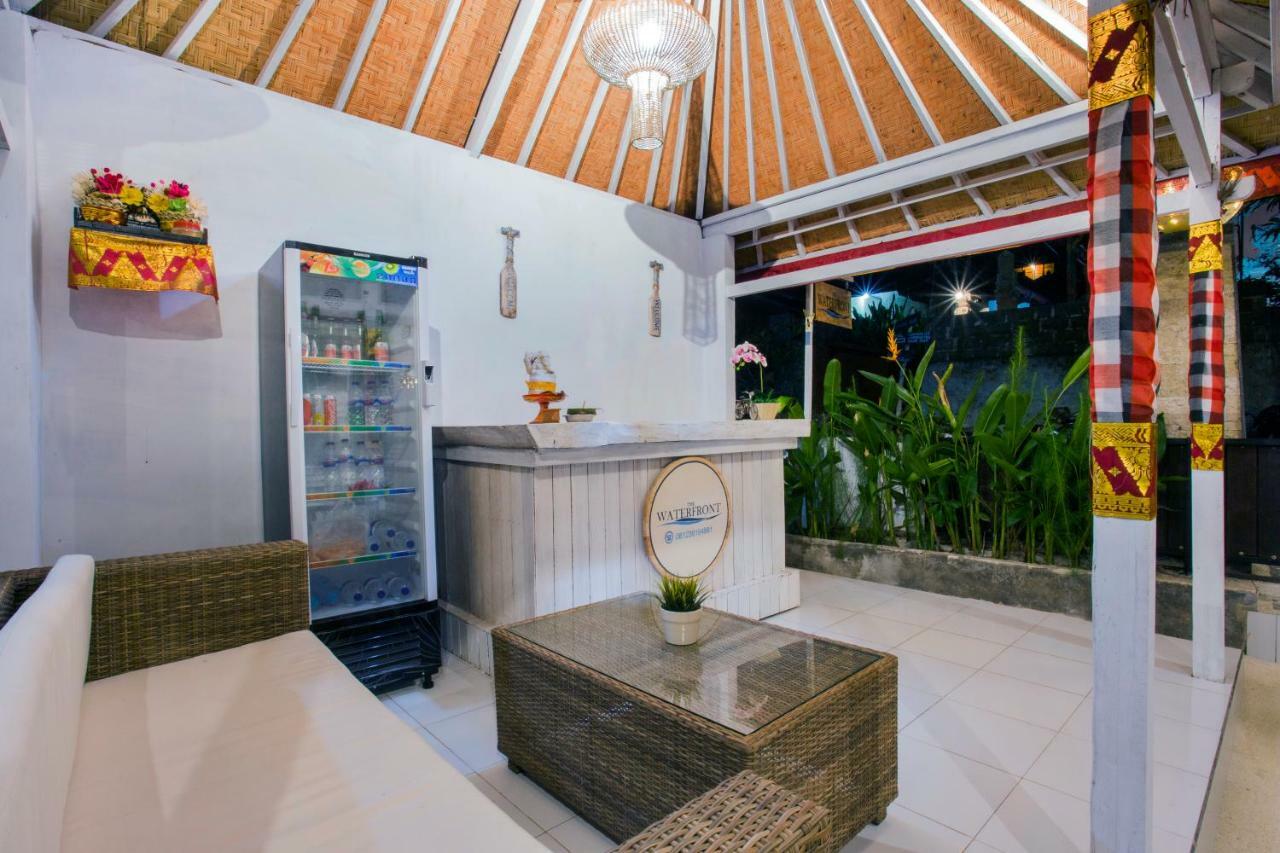The Waterfront Beach House Lembongan Exterior photo
